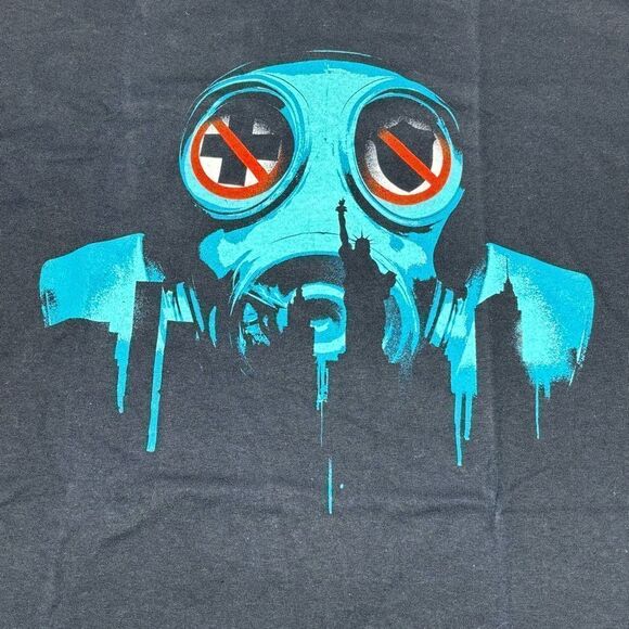 Vtg Nerd Block Purge Gas Mask Horror Movie Graphic T-Shirt Mens Size Large‎ - Picture 2 of 5